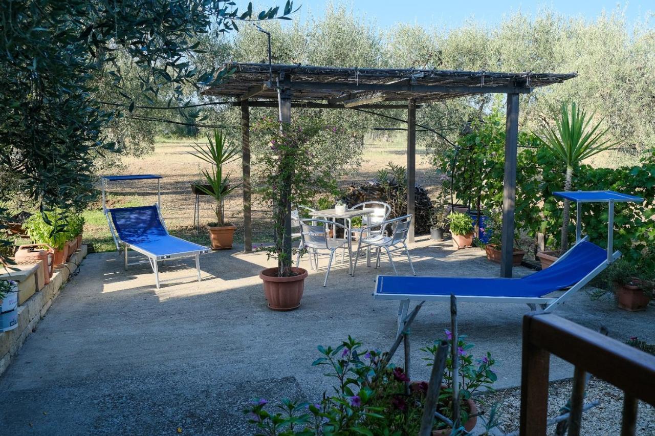 La Villa Di Campagna Pisticci Kültér fotó